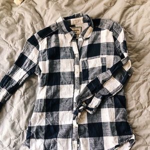 Abercrombie & Fitch Button Up